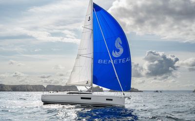 39' Beneteau 2024 Yacht For Sale